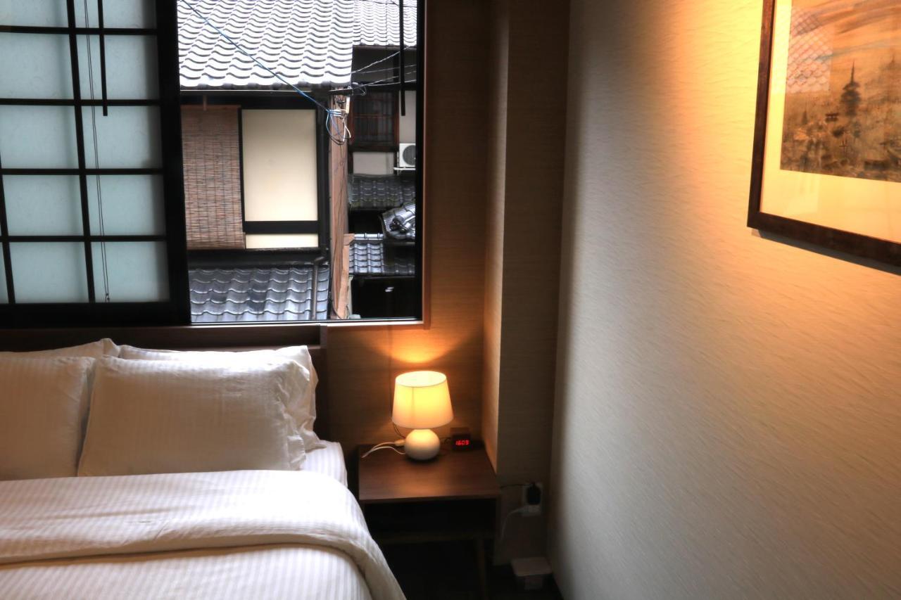 Hotel Traveling Bridge Nijojo Kyoto Exterior photo